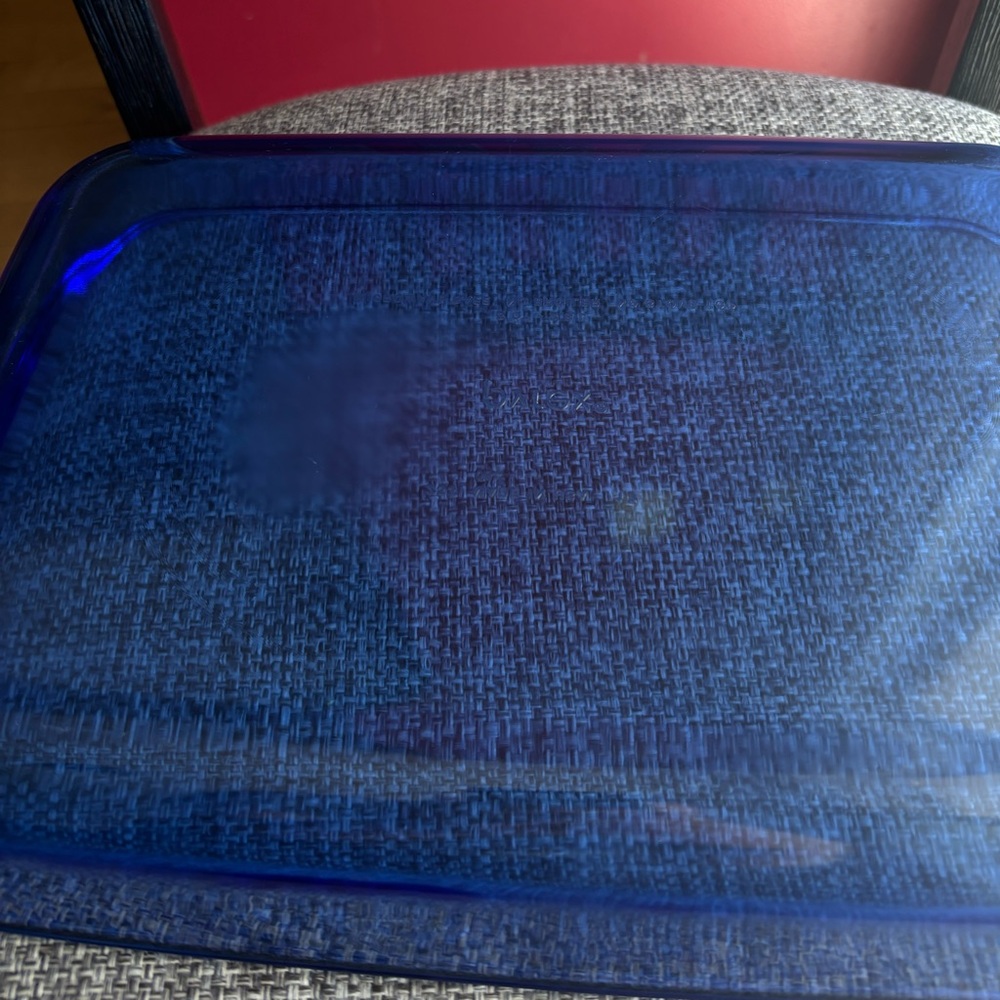 Cobalt Blue Pyrex Dish - Picture 9 of 9